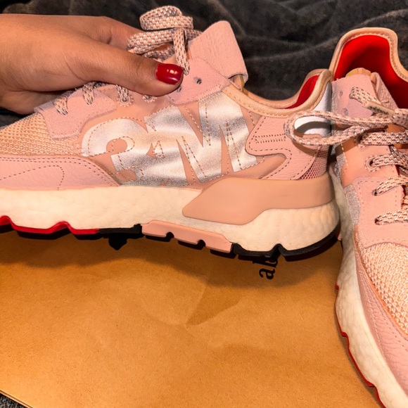 3M X WMNS NITE JOGGER
'VAPOUR PINK' NWT (just tried on) - Picture 2 of 8